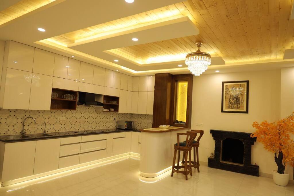 The Cerro Rico - 3 Bhk Modern Villa Kasauli Exterior photo