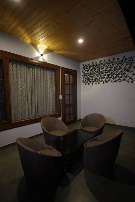The Cerro Rico - 3 Bhk Modern Villa Kasauli Exterior photo