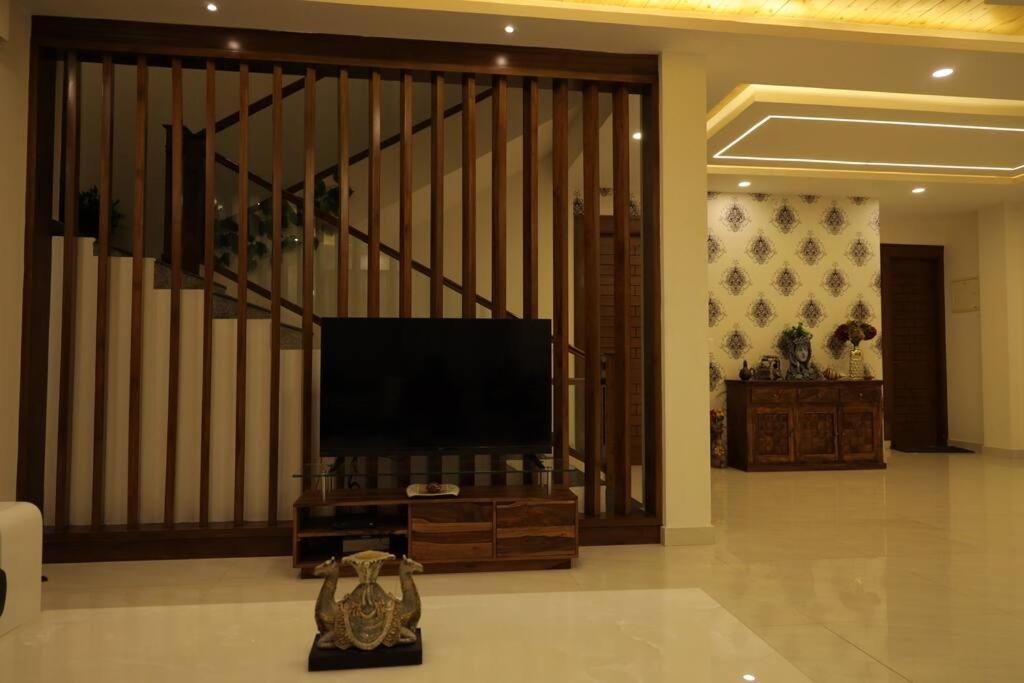 The Cerro Rico - 3 Bhk Modern Villa Kasauli Exterior photo